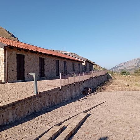 Foresteria Mongerrati Isnello Buitenkant foto