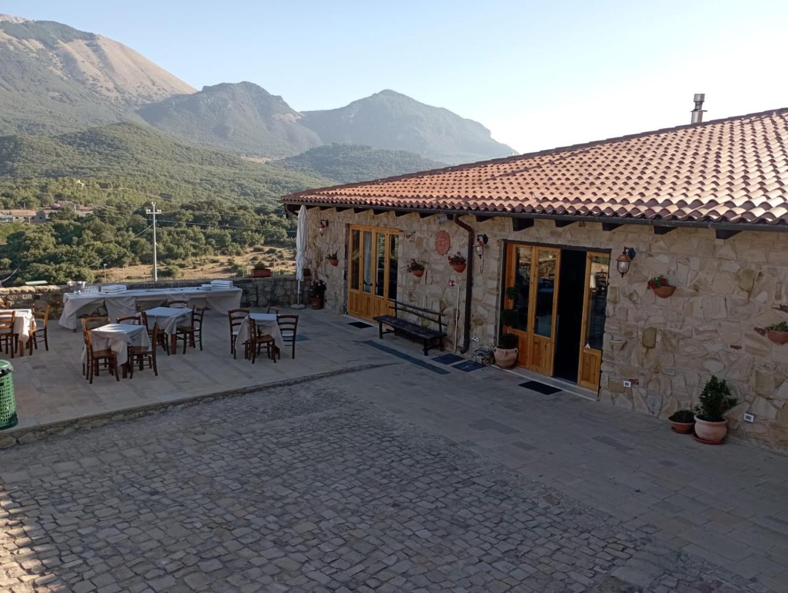 Foresteria Mongerrati Isnello Buitenkant foto